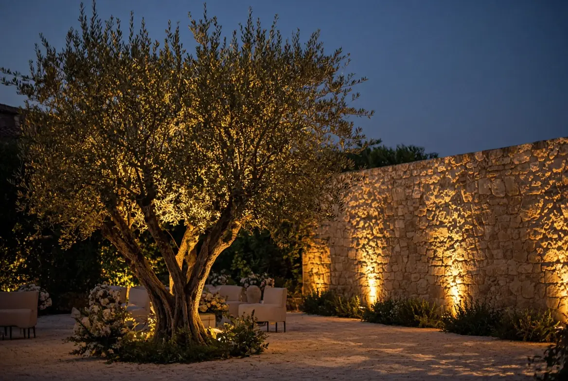 Uplighting en un espacio exterior